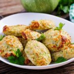 Рецепт, от которого слюнки текут: Готовим котлеты из кабачков — минимум ингредиентов