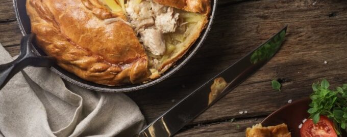 Líný recept: Příprava kuřecího koláče se sýrovým zálivem - vaše dokonalé jídlo