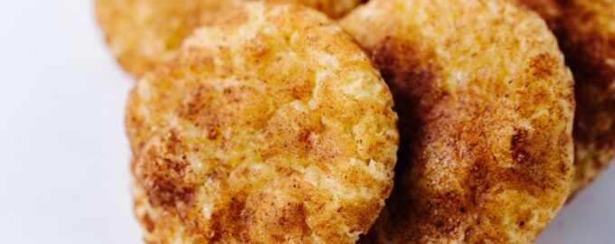 Рецепт с изюминкой: Сочные куриные котлеты с сыром — домашние будут в восторге