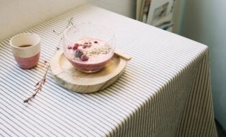 Skvrny, sbohem: úsporné prostředky, které dokonale vyperou vaše ubrusy