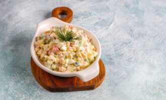 Dokonalé duo: Recept na salát ze šunky a vajec - vhodný pro každou příležitost